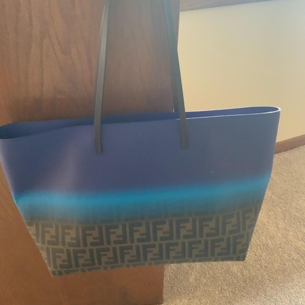 Fendi Zucca Ombré Roll Tote in blue - Picture 4 of 13